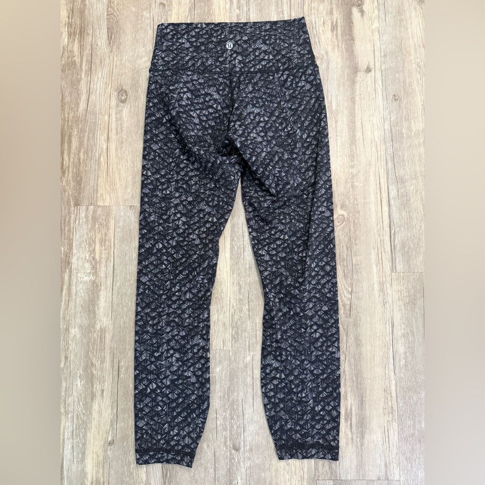 Lululemon High Times Pant (Nulux) Iridescent Multi Black size 8 25” inseam - Picture 2 of 5